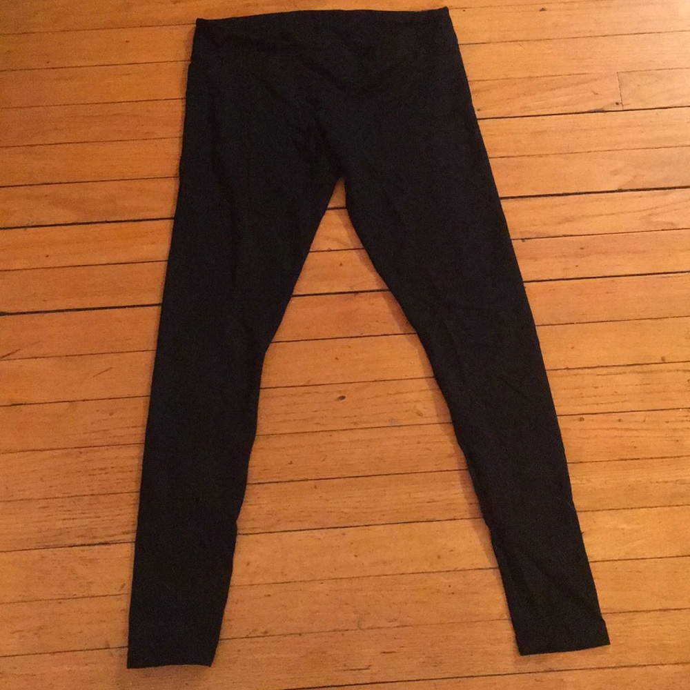 Ktrina wear adult large leggings, run small!
